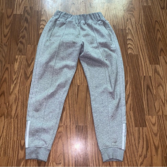 Adidas Heather Gray Joggers - Picture 2 of 7
